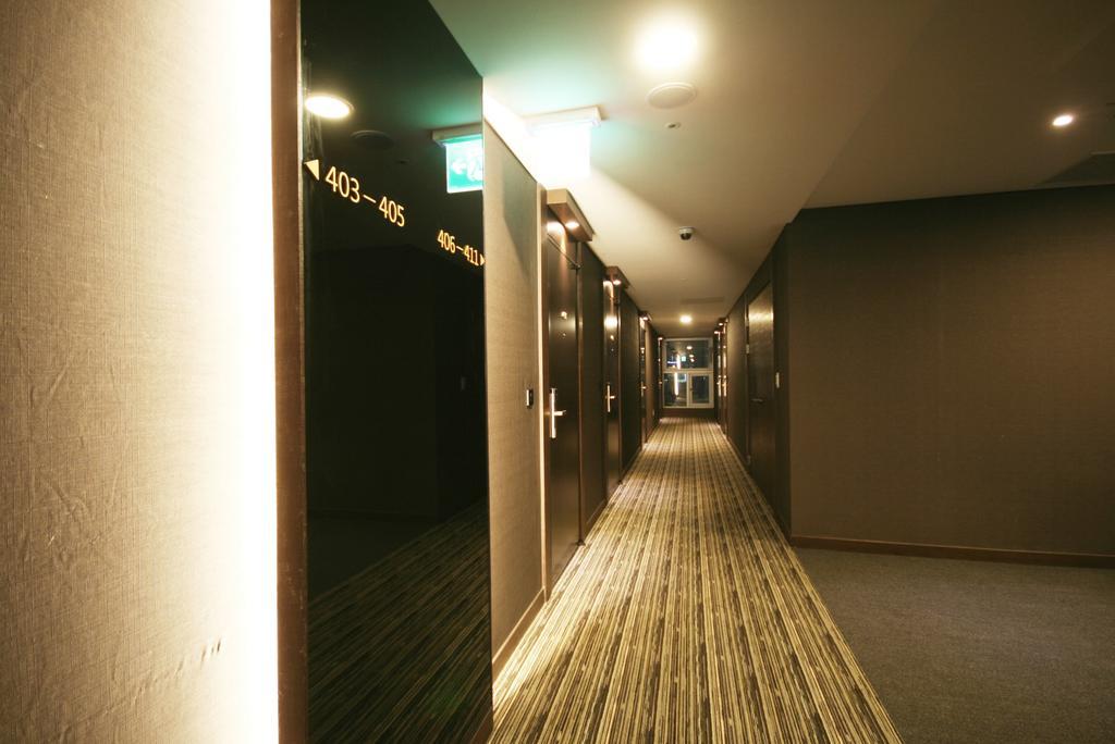 Central Plaza Hotel - Incheon Cityhall Exterior photo
