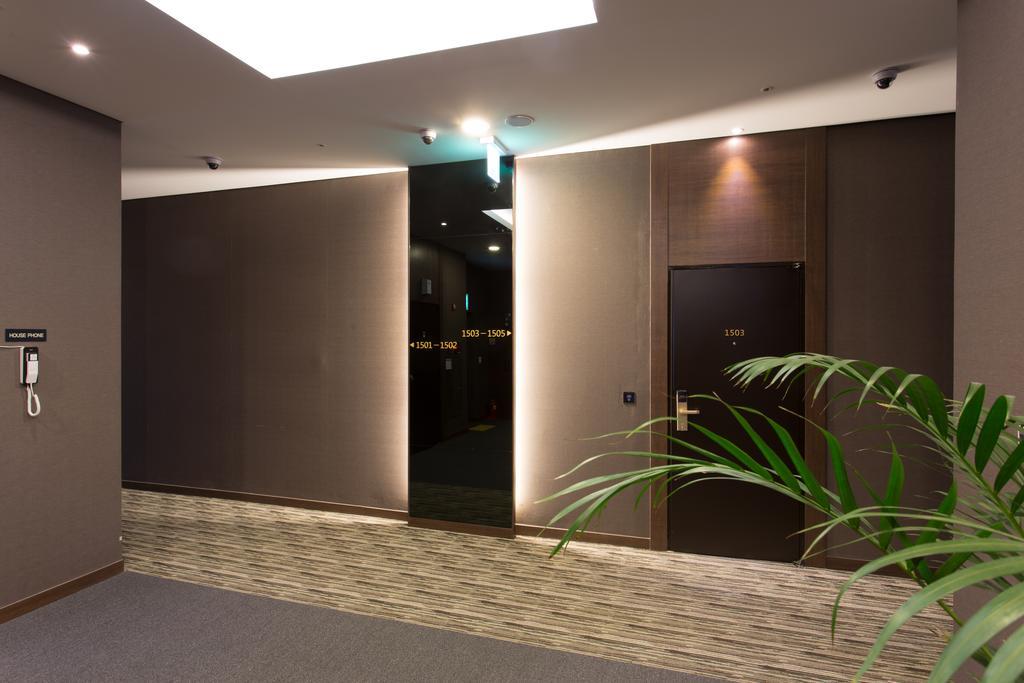 Central Plaza Hotel - Incheon Cityhall Exterior photo